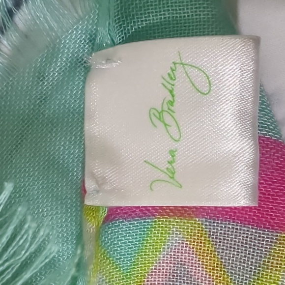 VERA BRADLEY SCARF 64X27 - Picture 4 of 4